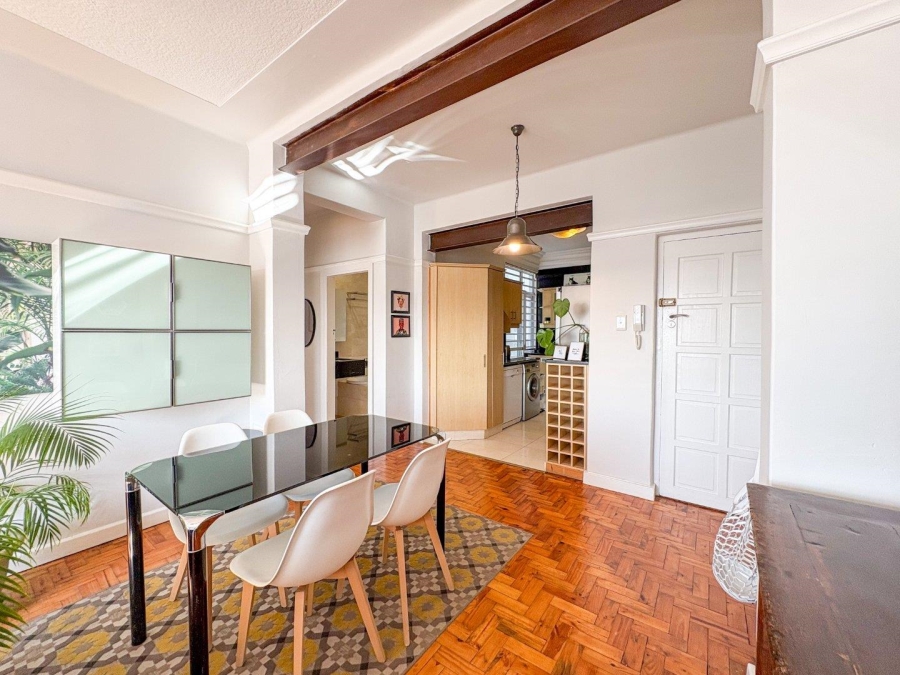 2 Bedroom Property for Sale in Vredehoek Western Cape